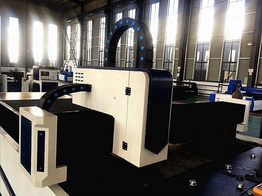 Sac Metal 1500x3000mm için 1500w Cypcut CNC Fiber Lazer Kesim Makinesi