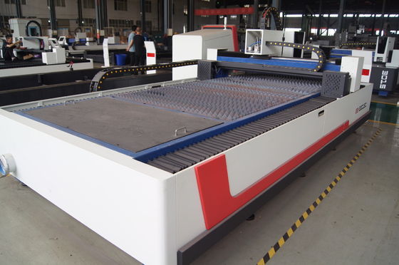 3015 CNC Fiber Lazer Kesim Makinesi 1000w 1500w Sac İçin