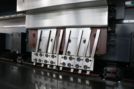8MPa CNC Planya Makinaları Kompozit Alüminyum Kanal Açma Makinası 6000mm